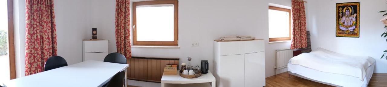 Doppelzimmer インスブルック エクステリア 写真