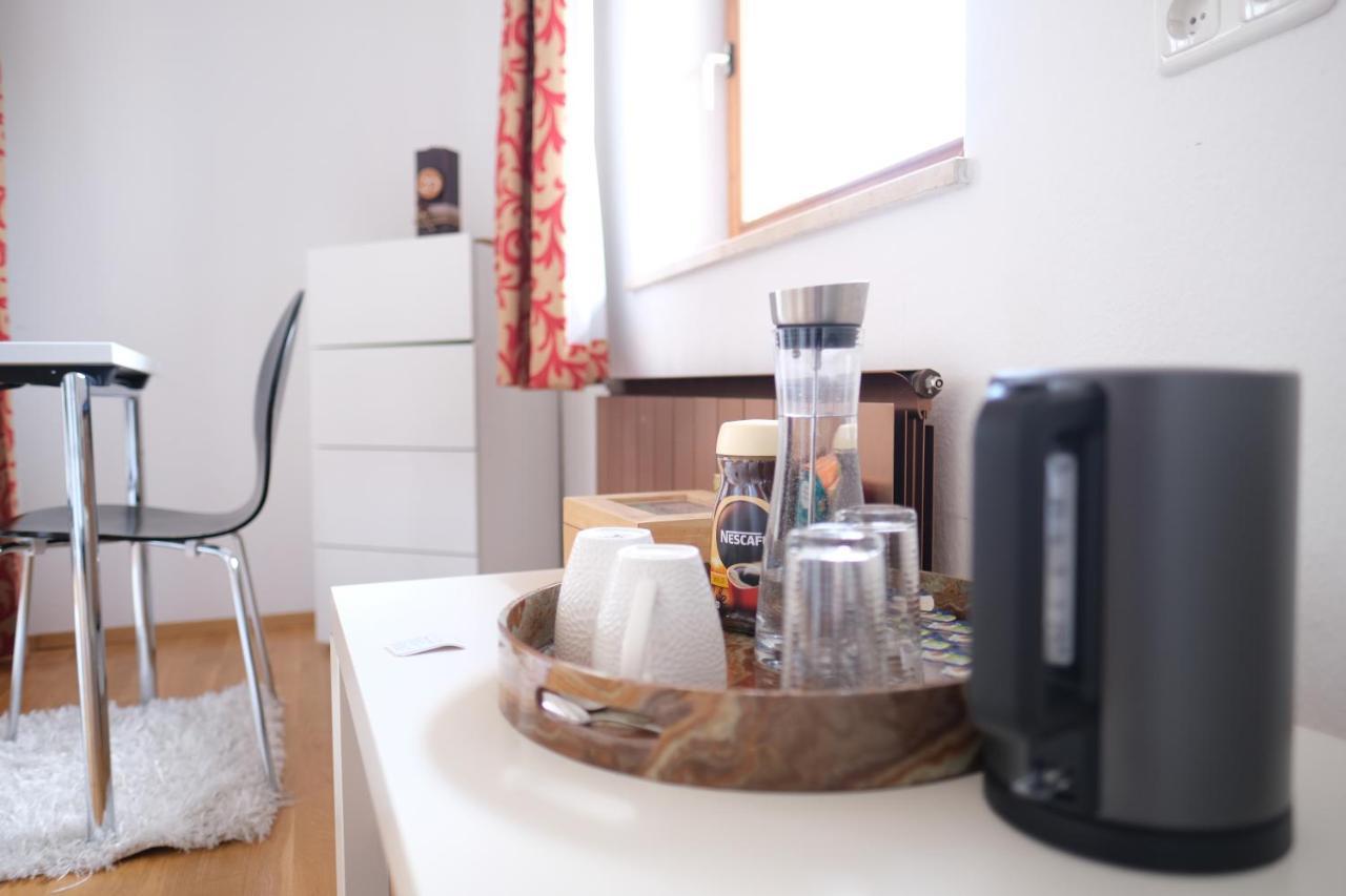 Doppelzimmer インスブルック エクステリア 写真